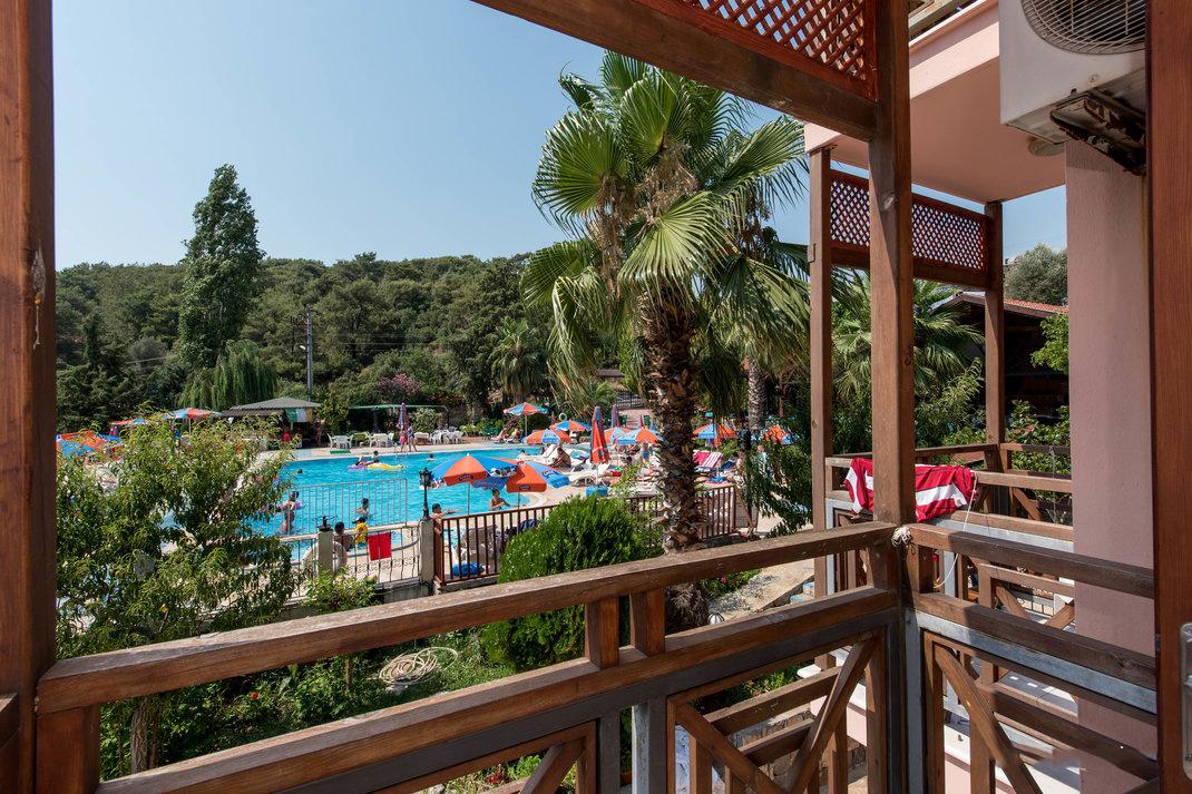 Club Pink Palace Hotel Ölüdeniz Zewnętrze zdjęcie
