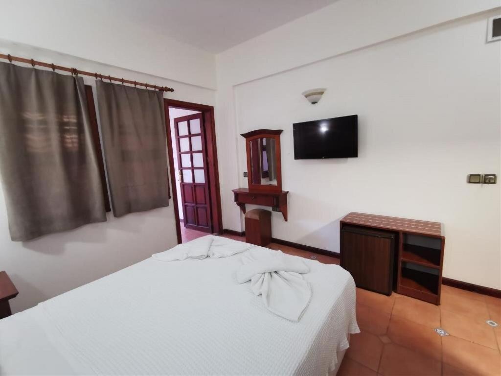 Club Pink Palace Hotel Ölüdeniz Zewnętrze zdjęcie