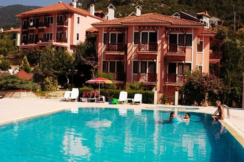 Club Pink Palace Hotel Ölüdeniz Zewnętrze zdjęcie