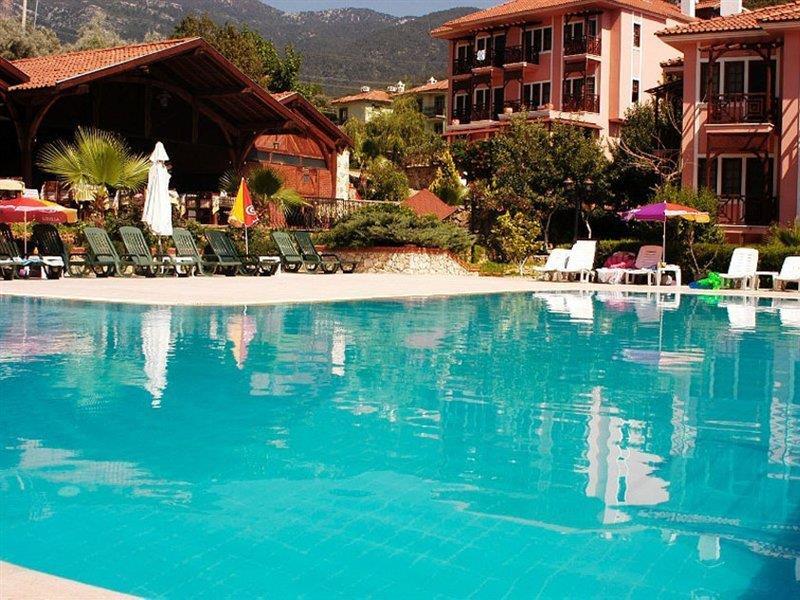 Club Pink Palace Hotel Ölüdeniz Zewnętrze zdjęcie
