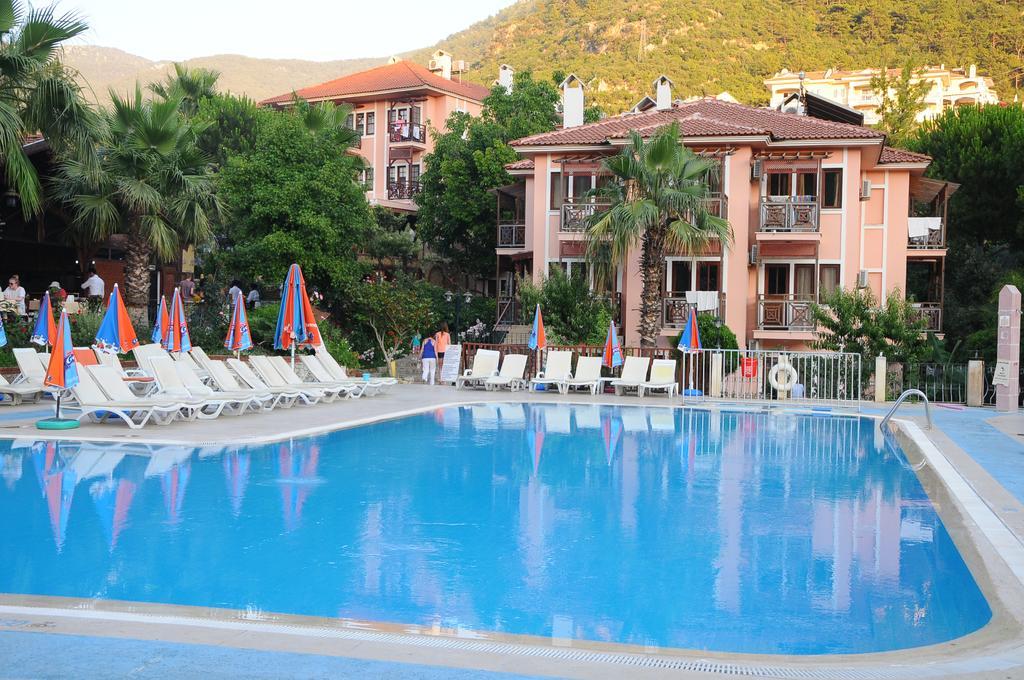 Club Pink Palace Hotel Ölüdeniz Zewnętrze zdjęcie