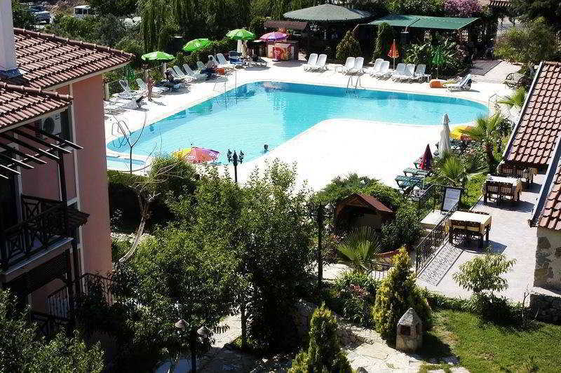 Club Pink Palace Hotel Ölüdeniz Zewnętrze zdjęcie
