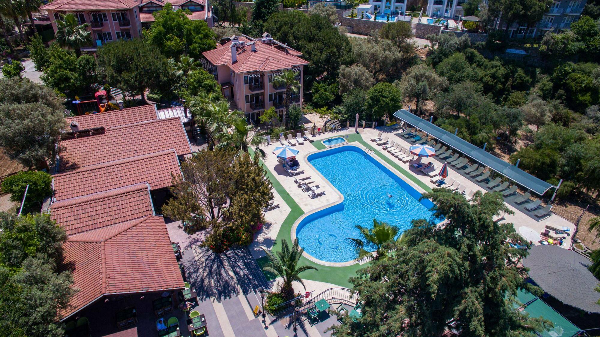 Club Pink Palace Hotel Ölüdeniz Zewnętrze zdjęcie