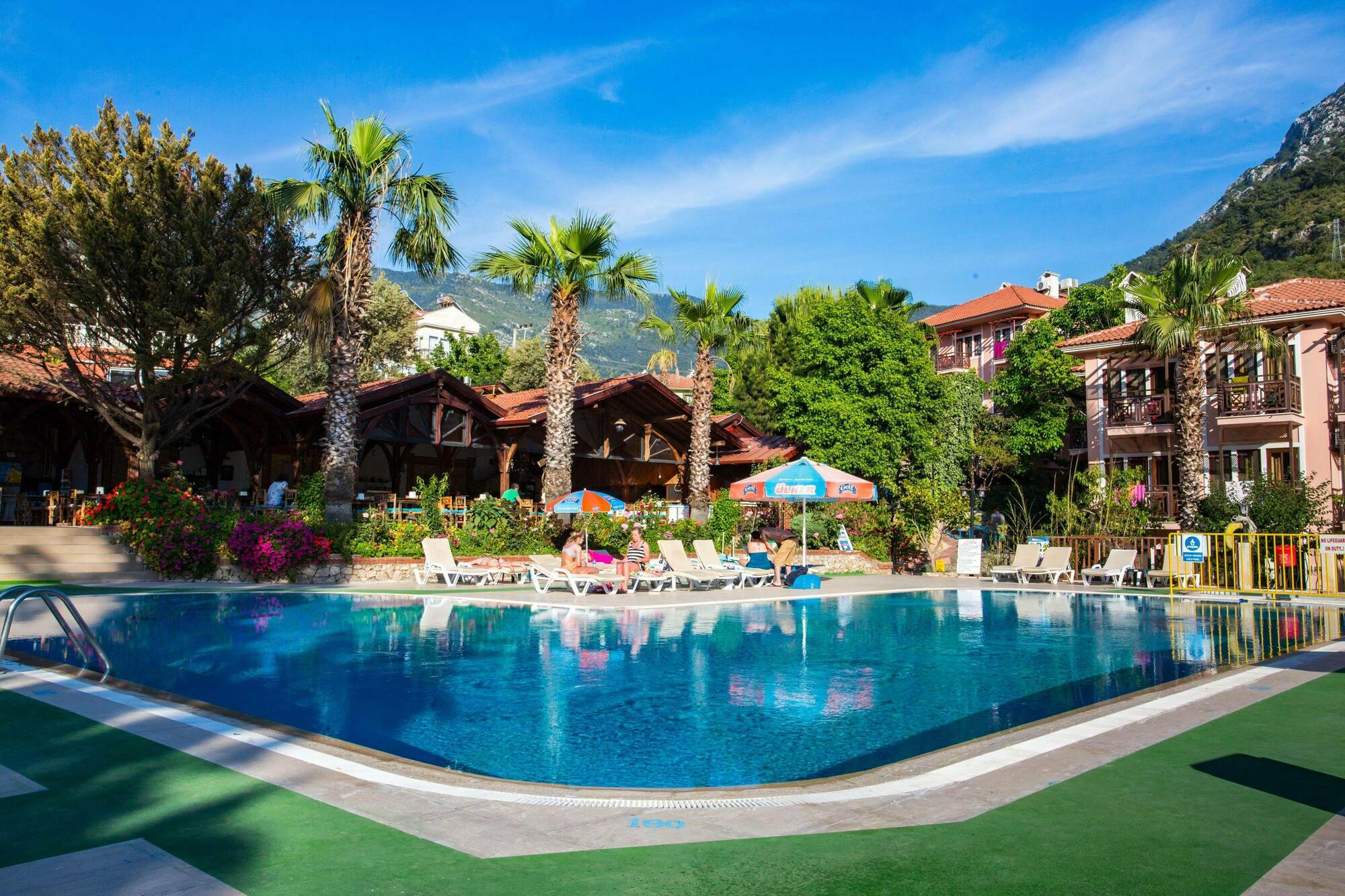 Club Pink Palace Hotel Ölüdeniz Zewnętrze zdjęcie
